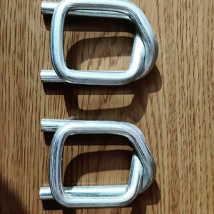 Boucles de cerclage robustes en acier galvanisé de 32 mm – Cerclage manuel de cartons, résistant à la rouille et à l'eau - Product Image 1