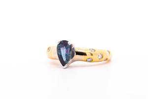 Anillo de Compromiso con Zafiro Natural en Forma de Pera, Chapado en Oro de 10K, Estilo Clásico para Mujer, Piedra de Nacimiento de Septiembre - Product Image 2