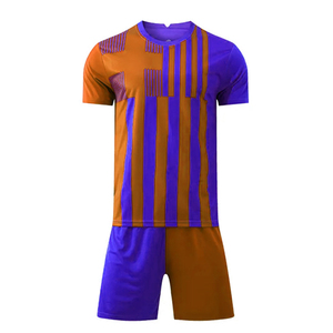 Conjunto de Camiseta de Fútbol a Rayas Moradas y Naranjas para Hombre, Cuello Redondo, Manga Corta, Transpirable, Poliéster, para Todas las Temporadas, Ropa Deportiva para Adultos - Product Image 1