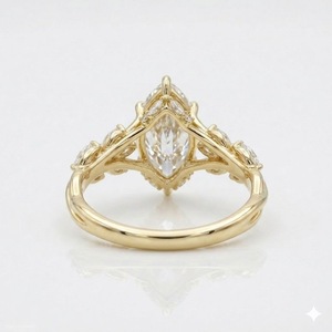 Bague de fiançailles en or 14 carats avec diamant de laboratoire taille marquise, motif branche de feuille d'or, ensemble de mariage unique inspiré de la nature - Product Image 4