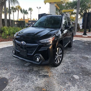 Mint Outbackk Premium AWD 2024 SUV noir avec moteur 2.5L et transmission intégrale - Product Image 1
