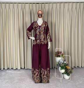 Conjunto Étnico Moderno de Seda Chinon para Mujer - Koti y Palazzo con Bordado de Lentejuelas y Blusa Completamente Cosida - Product Image 2