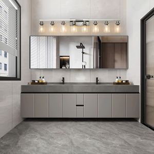 Lampada da Bagno Moderna a 8 Luci da 51 Pollici, Finitura Nichel Spazzolato con Paralumi in Vetro Trasparente per Mobili da Bagno - Product Image 4