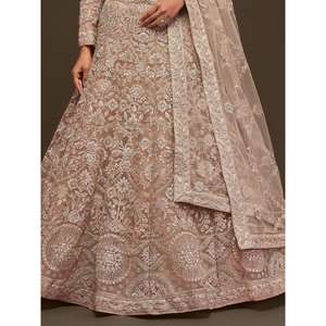 Impresionante red suave bordada en beige real Lehenga Choli con Dupatta - Product Image 2