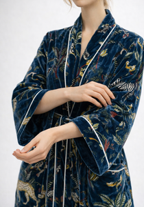 ชุดคลุมกิโมโนกำมะหยี่พิมพ์ลายป่าสไตล์วินเทจหรูหรา นุ่มสบาย สำหรับผู้หญิงไซส์พลัส แขนครึ่งตัว ระบายอากาศได้ดี - Product Image 4