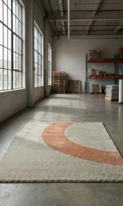 Alfombra de área suave estilo nórdico con mechones, diseño personalizado, gris y rosa, con arco y líneas, para el hogar, hotel o proyectos. - Product Image 4