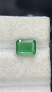 Émeraude naturelle certifiée du Zambie, taille octogonale, pierre à bon lustre, pierre précieuse en vrac pour la fabrication de bijoux 2.00 - Product Image 5