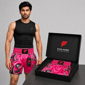Shorts de Muay Thai athlétiques conçus avec un tissu respirant, offrant une liberté de mouvement et un confort durable pour les entraînements quotidiens. - Product Image 6