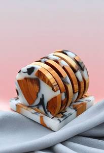 Ensemble de sous-verres carrés en bois et résine écologiques avec finition naturelle, antidérapants, design moderne, faits à la main, épaisseur 8 mm - Product Image 5