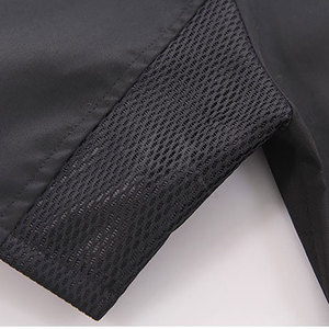 Chaqueta de Chef Unisex de Primera Calidad con Construcción Ligera para Cocinas Profesionales - Product Image 5