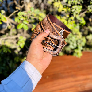 Cinturón de Cuero Estilo Western con Hebilla de Aleación de Zinc, Hecho a Mano, Diseño Único, Estilo Vintage, 40MM de Ancho, Personalizable - Product Image 6