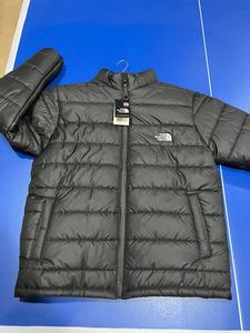 Veste matelassée pour homme de haute qualité, personnalisée pour l'hiver, chaude, grande taille, à capuche, coupe-vent, avec garniture en fourrure de renard - Product Image 3