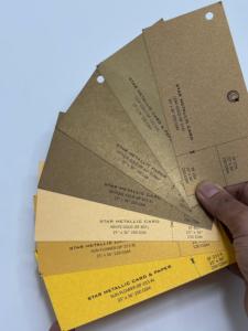 Papeles reciclados metálicos premium con un elegante acabado brillante para manualidades, empaques, invitaciones y proyectos creativos. - Product Image 5