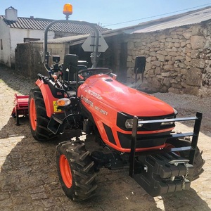 Tractor Agrícola Compacto EK1-261 Diésel 4x4 de 40 HP con Motor y Bomba - Alta Productividad con Transmisión por Engranajes - Marca de Confianza - Entrega Rápida - Product Image 4