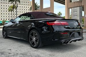 Mercedes-AMG E53 <span class=keywords><strong>Cabriolet</strong></span> 2019 d'<span class=keywords><strong>occasion</strong></span> haut de gamme, 429 ch, 6 cylindres turbo, transmission intégrale - Product Image 4