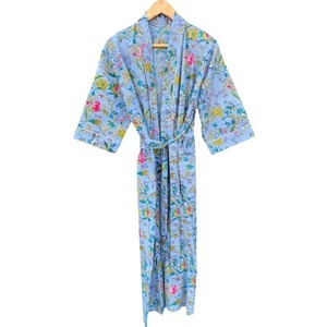 Bata Kimono de Algodón Azul Claro con Estampado Floral – Caftán Largo con Ribete en Contraste - Product Image 1