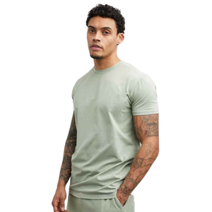 เสื้อยืดคอกลมแขนสั้นสีดำสำหรับผู้ชาย ผ้าฝ้าย 100% ทรงปกติ สวมใส่สบาย ผ้าเจอร์ซีย์ถัก สีพื้น ดีไซน์เรียบง่าย - Product Image 6