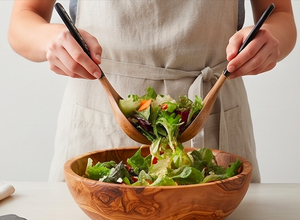 Ensemble de service à salade en bois moderne avec poignées à motifs bohèmes, couverts réutilisables pour la restauration, les événements et le camping - Product Image 6