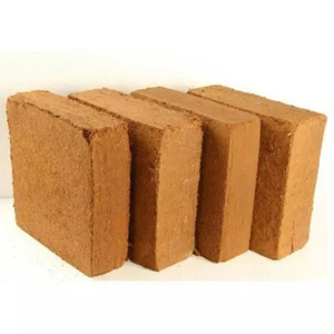 Tourbe de coco de haute qualité, cocopeat issu de la pulpe de noix de coco, meilleur substrat, bloc de cocopeat pour l'exportation - Product Image 1