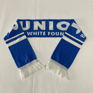 Écharpe d'hiver faite main tendance, sur mesure, 100% acrylique, très vendue, écharpe tricotée chaude pour l'hiver, en vente - Product Image 5