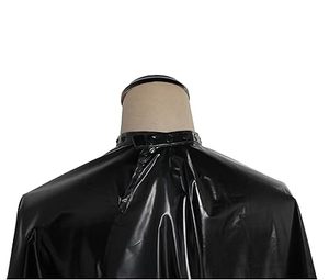 Capa de Peluquería Ecológica de Poliéster Resistente al Agua Unisex Negra para Uso en Salón - Product Image 4