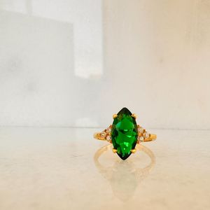 Anillo delicado con esmeralda marquesa, plata de ley 925, chapado en oro de 14 quilates, anillo de piedra de nacimiento de mayo para mujer, elegante regalo. - Product Image 1