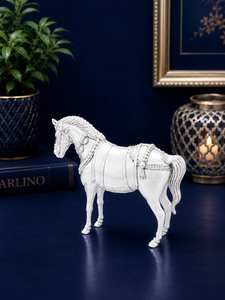 Idole de cheval debout en argent plaqué 999, artisanat de Jaipur Metals |   9,5 X 3 X 8 cm |   92g |   Décoration et cadeaux pour la maison pour les anniversaires - Product Image 5