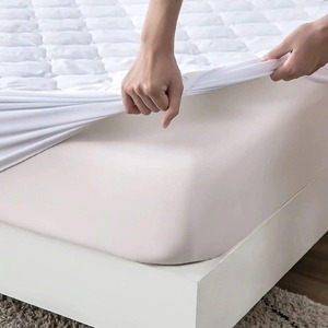 Wholesale Waterproof Mat Printed Luxury Cotton Mattress <b>Protector</b> Customizable Mattress <b>Protector</b> - Product Image 1
