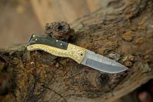 Cuchillo de bolsillo hecho a mano de acero de Damasco con mango de cuerno de búfalo grabado en latón, 12 pulgadas de longitud total, 1 año de garantía - Product Image 6