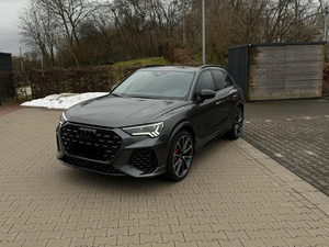 Tout Nouveau SUV Audi RSQ8 2025 Turbo TFSI Quattro 600 CV Sièges en Cuir Foncé Toit Ouvrant Panoramique Phares à LED Automatiques R20 - Product Image 4