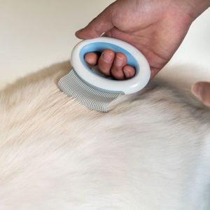 Pettine Flessibile Portatile Knuckler per Animali Domestici, Prodotto per la Toelettatura degli Animali - Product Image 3