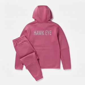 Conjunto Deportivo con Capucha y Cremallera Color Rosa para Mujer, con Texto Bordado de Ojo de Halcón, Ideal para Invierno y con un Diseño Moderno - Product Image 5