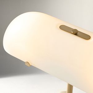 Lámpara de Mesa Lateral de Metal Contemporánea con Bombilla LED para Escritorio, Mesita de Noche o Estante, Disponible a un Precio Razonable - Product Image 5