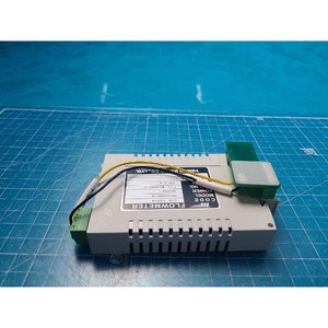 Controlador de Flujo Másico Digital TOKYO KEISO SFC2000-A Usado Como Está, Piezas de Equipos Semiconductores Legados - Product Image 6