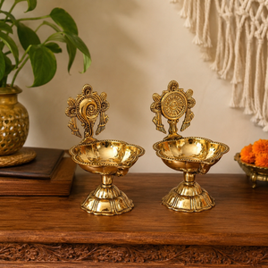 Lampe à huile décorative en laiton faite à la main pour la Puja, idéale pour la maison, le temple, les festivals, cadeau de retour, fabricant et fournisseur OEM en gros - Product Image 5
