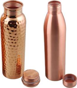 Botella de Agua Deportiva Clásica ALTAMASH CRAFT, Fabricada en Cobre de Alta Calidad con Acabado Martillado, Ecológica, Ideal para Camping y Ayurveda - Product Image 4