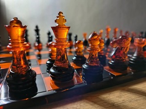 Luxury Belladec BI-WT1099 Artistic Resin <b>Chess</b> <b>Set</b> Handmade Board Game Decorative <b>Chess</b> Board for Gift - Product Image 3