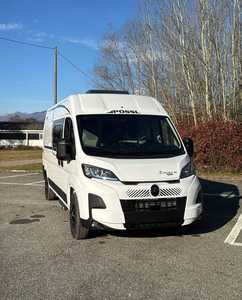 Autocaravana Familiar 4x4 de Lujo Usada, Casa Móvil de Fibra de Vidrio para Campamentos de Aventura y Viajes Todoterreno - Product Image 2