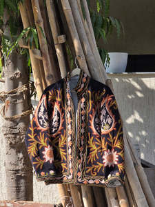 Veste en velours brodée à la main, style Suzani, artisanat bohème, manches longues, mode indienne pour femmes, vente en gros - Product Image 1