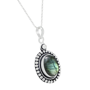 Pendentif personnalisé fait main en argent avec labradorite bleue naturelle, forme ovale tendance, pour femme, idéal pour mariage, fête, charmes, vente d'anniversaire - Product Image 2