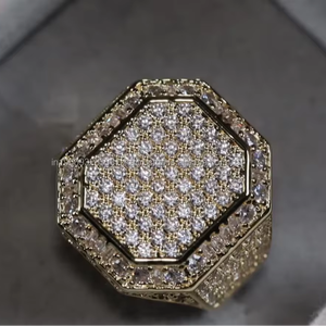 แหวนแต่งงานเงินแท้ 925 ชุบทองคำขาว ขนาดใหญ่ ประดับเพชรทรงบาแกตต์ สไตล์ฮิปฮอป ของขวัญสำหรับทุกเพศ |   แหวนครบรอบแต่งงานประดับเพชรแบบไอซ์ดีมอนด์ - Product Image 2