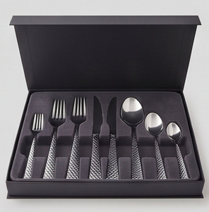 Ensemble de couverts modernes en acier inoxydable avec design de poignée géométrique, compatibles lave-vaisselle, couverts minimalistes pour les tables de mariage - Product Image 6