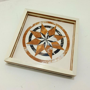 ถาดเสิร์ฟเรซิ่นทรงสี่เหลี่ยมทำด้วยมือของตกแต่งหรูหราเป็นมิตรกับสิ่งแวดล้อมและยั่งยืนในอินเดีย - Product Image 2