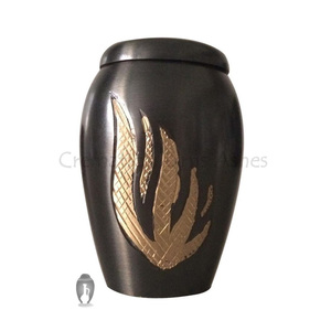 Urne funéraire élégante en laiton poli, style américain/européen, écologique, pour cendres d'adultes et d'animaux, cercueil commémoratif personnalisable - Product Image 1