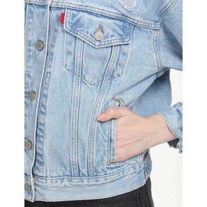 Veste en jean élégante pour femme, coupe classique, boutonnée, broderie foncée, écologique, décontractée, personnalisable, service OEM, tendance quotidienne - Product Image 6