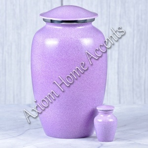 Urna de cremación de aluminio hecha a mano con diseño moderno Recuerdo conmemorativo perfecto por Axiom Home Accents - Product Image 3