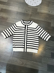 Cárdigan de Punto de Lana de Alta Calidad con Cuello en V y Manga Larga, Unisex, Invierno, Casual, Transpirable, Diseño Personalizable con Logotipo y Botones - Product Image 5