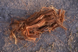 Chatarra de alambre de cobre 99.99% material de cobre puro con excelente conductividad para la fabricación y reciclaje de cables - Product Image 1