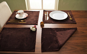 Set de table en velours marron, tapis de table doux, design classique, écologique, lavable, décoration de table de luxe, restaurant, hôtel, mariage - Product Image 4