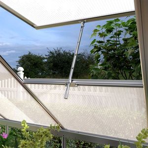 Serra in Alluminio TMG GH612 12FT X 6FT con Tetto in Policarbonato Trasparente, Sistema di Grondaie Integrato e Prese d'Aria sul Tetto - Product Image 5